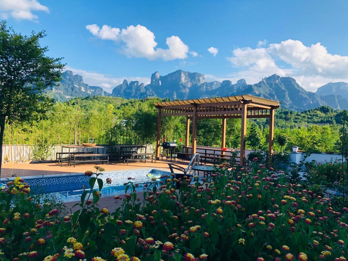 Heaven'S Gate Home Stay --Free Pick Up Service--Panoramic View Of Tianmen Mountain Чжанцзяцзе Экстерьер фото