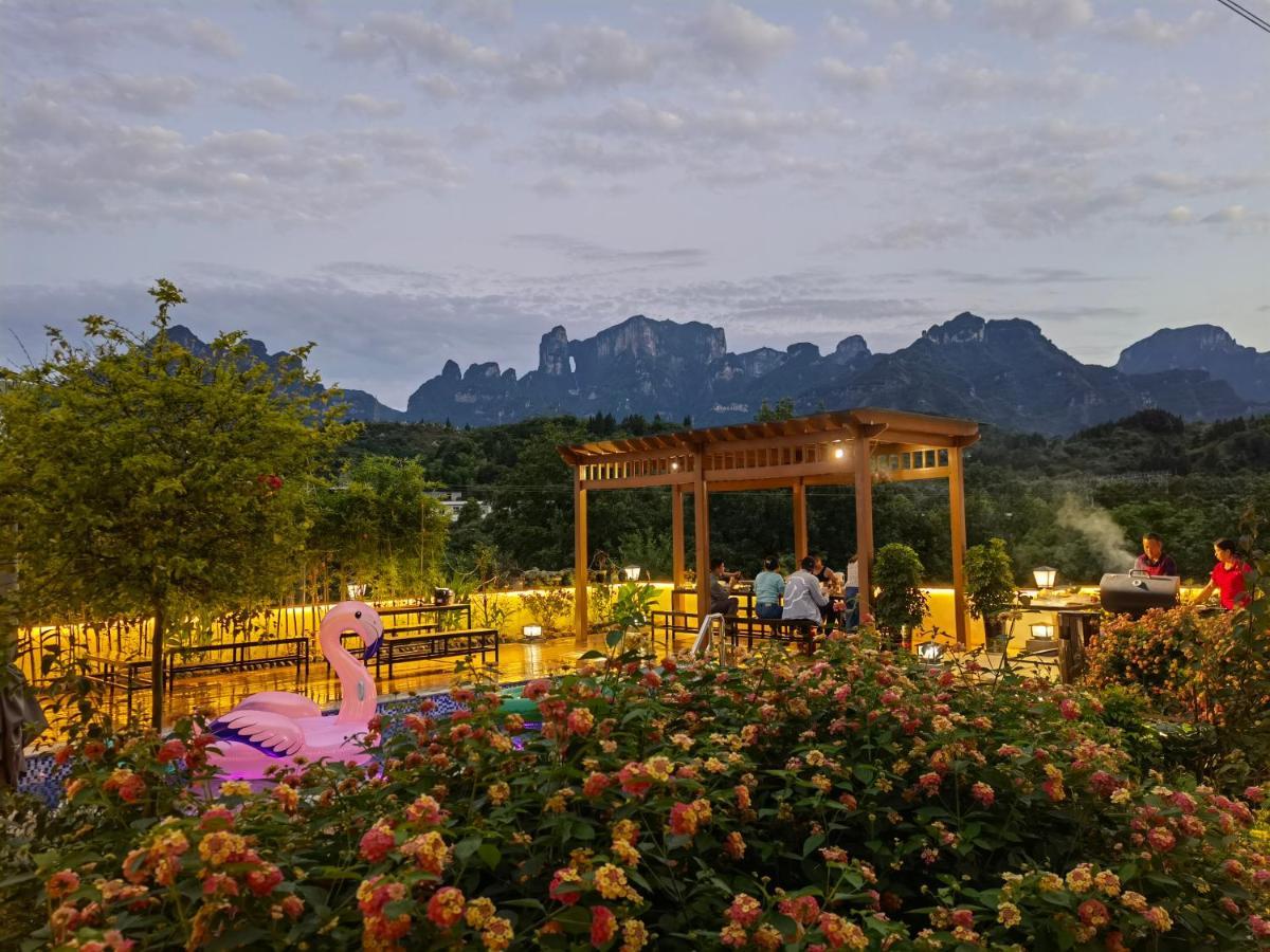 Heaven'S Gate Home Stay --Free Pick Up Service--Panoramic View Of Tianmen Mountain Чжанцзяцзе Экстерьер фото